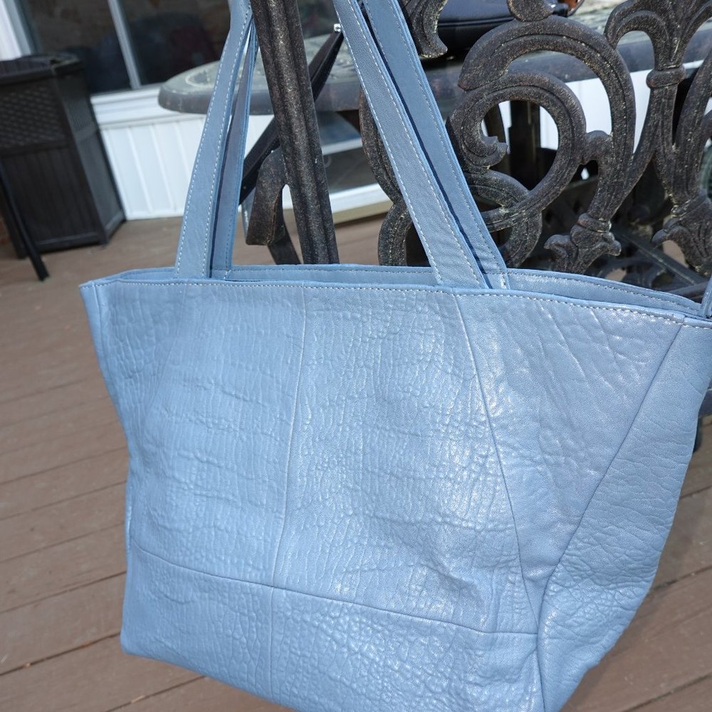 Anthropologie *New Never used Without tags* blue large pebble grain tote